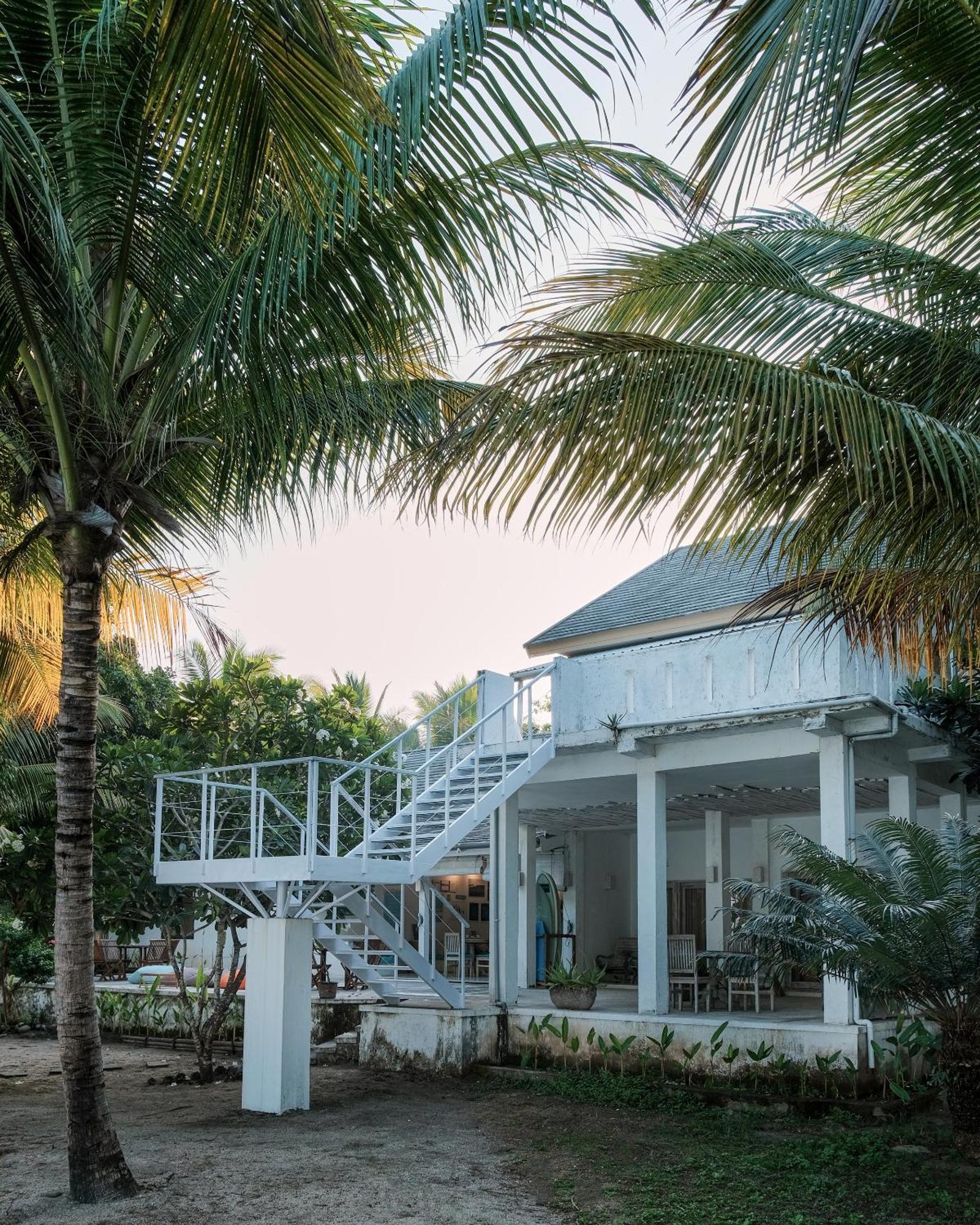 Myamo Beach Lodge Jereweh Exterior foto